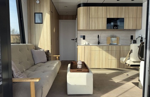 Municipality of De Ronde Venen Boat Rental | Villa Perla Mare - Sauna Experience - On a lake near Amsterdam