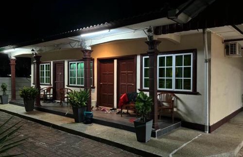 Sungai Besar House | Villa Permai Homestay