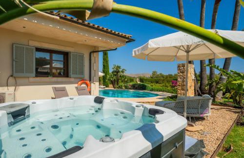Alcudia Villa | Villa Peroia by BeBreeze