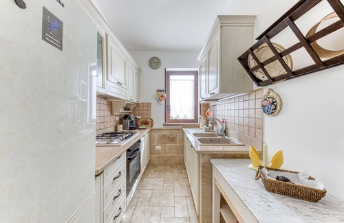 Alessano Villa | Villa 'Petfriendly' with Private Terrace, Wi-Fi and Air Conditioning