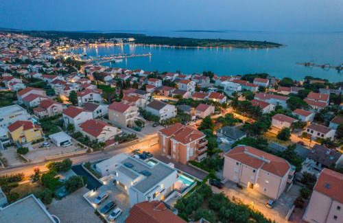 Novalja Villa | Villa Petra 2 - private pool