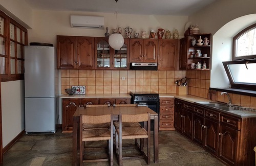 Petra House | Villa Petri - A beautiful traditional house with sea views and stunning sunsets