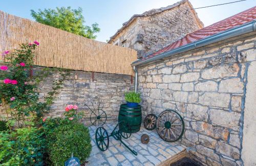 Benkovac Villa | Villa Petrovi Dvori ZadarVillas