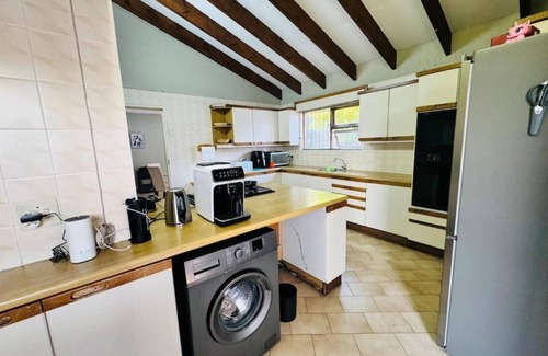 Woodmead House | Villa Picasso- 1 Bed Villa