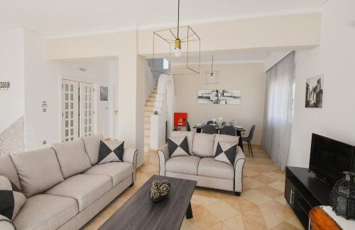 Gennadi Villa | Villa Piccolo Paradiso