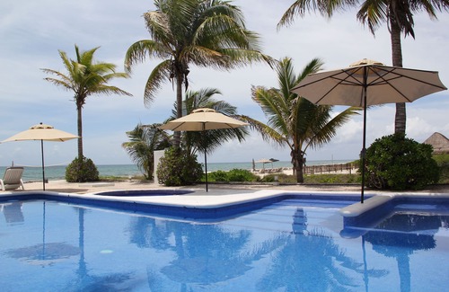 Playa del Secreto Villa | Villa Picon is a private home with the Caribbean ocean at your feet.