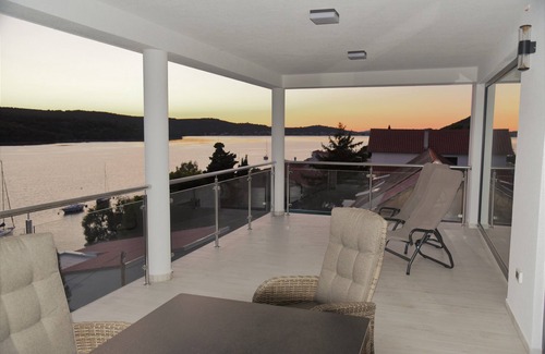 Tijesno Apartment | Villa Pina Tisno TOP* Luxury penthouse Panorama with fantastic sea view