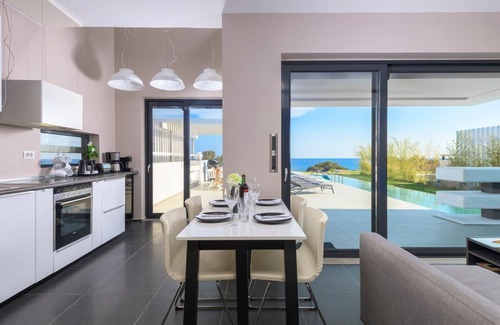 Gennadi Villa | Villa Pindar - Four Bedroom Villa, Sleeps 8