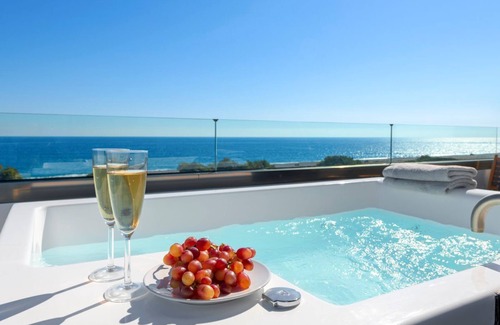 Gennadi Villa | Villa Pindar - Four Bedroom Villa, Sleeps 8