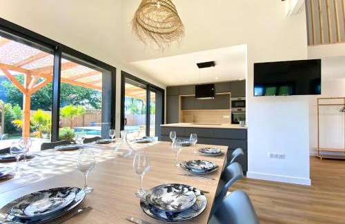 Andernos-les-Bains Villa | Villa Pins&Spa Piscine Jacuzzi Petanque Ping-pong