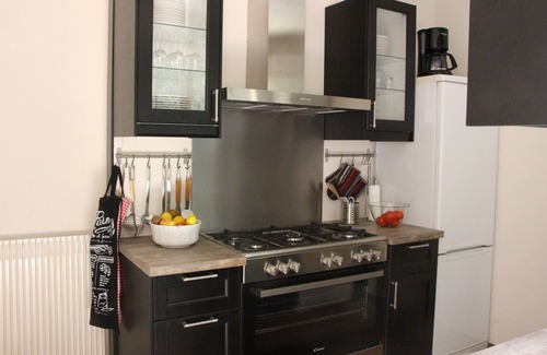 Piraillan Villa | Villa Piraillan Market