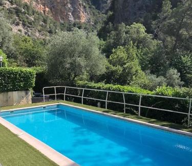 Gilette Villa | Villa piscine 30 minutes de Nice