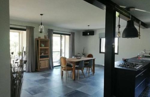 Oraison Villa | Villa-piscine privative en Haute Provence