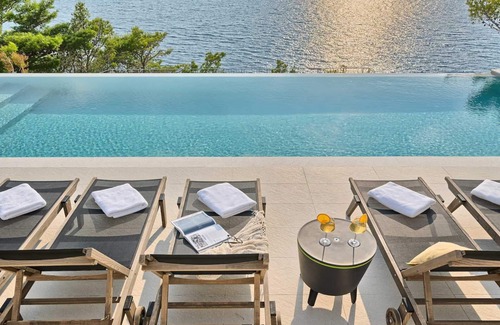 Brela Villa | Villa Platinum - outstanding beachfront villa with 9 bedrooms