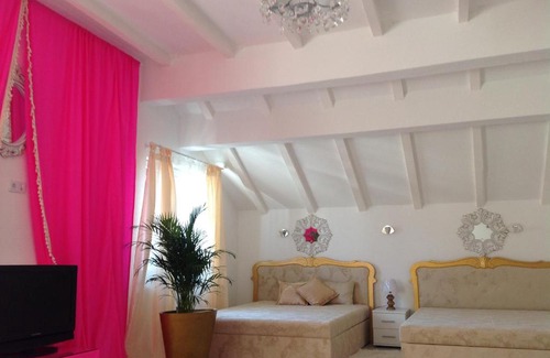 Ilidza Villa | VILLA "PLAY" فيلا " لعب"