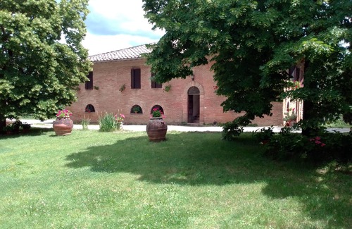 Sovicille Villa | Villa Poggio al Sole A/C pool wifi large interior spaces and large garden 4/9p.