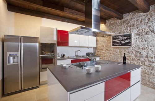 Makovci Villa | Villa Poropati, Groznjan - Luxury Countryside Estate up to 19 personsn80m2 pool