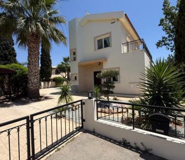 Ayia Thekla Villa | Villa Porta Aurea