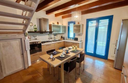 Marina di Ragusa Villa | Villa PortoVenere