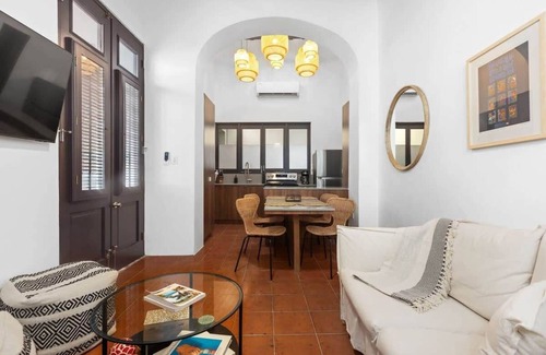 Catedral Apartment | Villa Preciosa | Charming 3 BR in Best Location