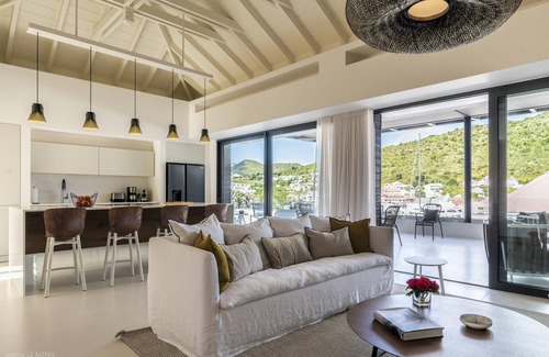 Lurin Apartment | Villa Prestige in Gustavia by Personal Villas - Luxurious Overlooking Haven