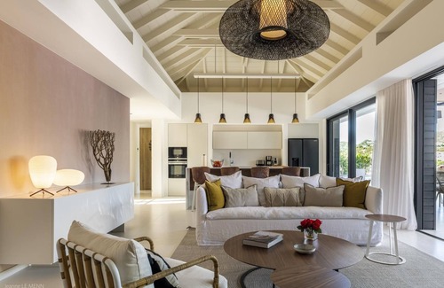 Lurin Apartment | Villa Prestige in Gustavia by Personal Villas - Luxurious Overlooking Haven