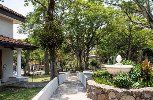 Turrucares Villa | villa primavera