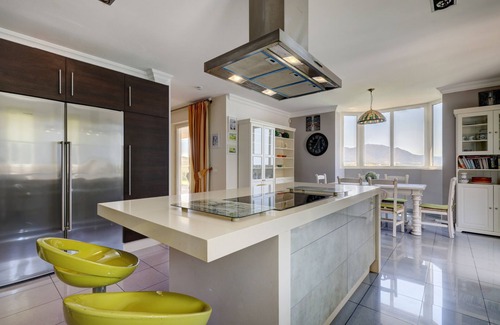 Alcorrin Villa | Villa Princesa Kristina with Sea & Mountain View, Pool and Wi-Fi