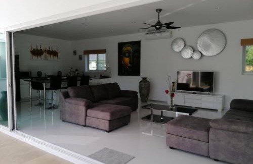 Khuekkhak Villa | Villa privée avec piscine à Khao Lak