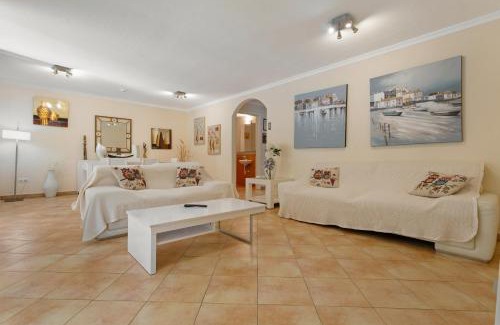 Los Cristianos Villa | Villa Private Pool Los Cristianos
