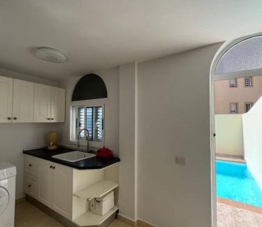 Sonnenland House | Villa Private Pool Private Parking BBQ