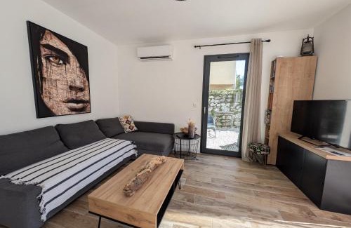 Chateaubourg House | Villa privative avec jardin - 15 min Valence