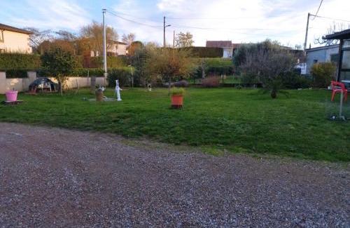 Verdun-sur-Garonne Apartment | Villa, proche centre ville