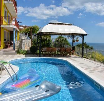 Fish Fish House | Villa Puma