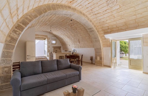 Giuggianello House | Villa Pussacra by BarbarHouse