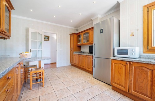 Peguera Villa | Villa "Quesada" Close to the Beach with Pool, Garden & Wi-Fi