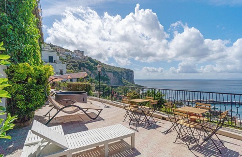 Seiano Villa | Villa 'Quietness' with Sea View, Shared Terrace and Wi-Fi