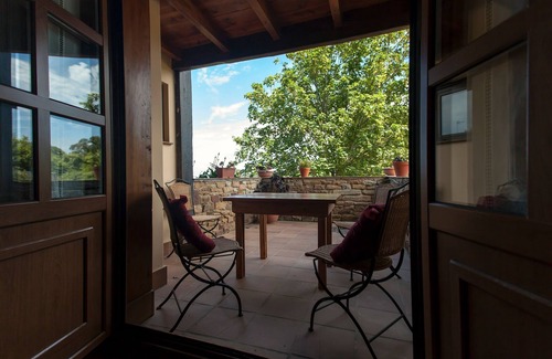 Lloreda Villa | Villa 'Quintes' with Sea View, Private Terrace and Wi-Fi