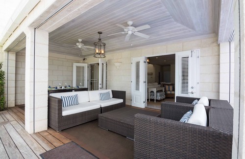 Prospect Villa | Villa Radwood Beach House 1 by Fantasia Villas