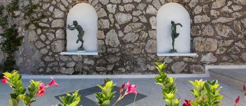 Tiberio Villa | Villa Raffaella