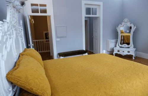 Guimaraes Villa | Villa Rainha