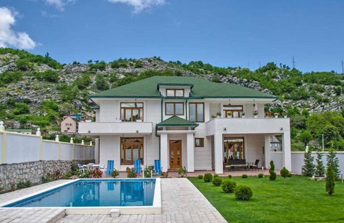Donje Polje Villa | Villa Ramonte Cetinje