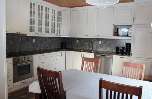Parikkala Villa | Villa Rantakallio poreammeella Parikkalassa