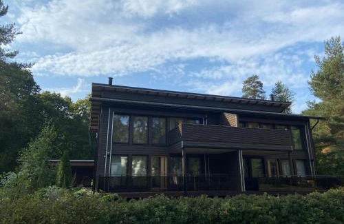 Rauha House | Villa Rauhan Helmi