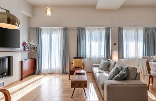 Loutraki Villa | Villa Razi 1935