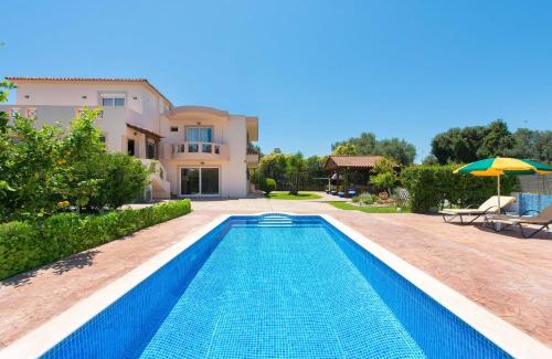 Kremasti Villa | Villa Rea Luxury 5 bdrs with swimming pool