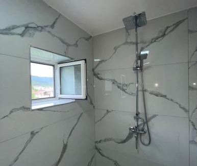 Permet House | Villa Red Rose