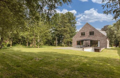 Sint Denijs-Westrem Villa | Villa Remis