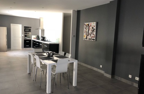 Bedarrides Villa | Villa rental near Orange, Avignon, Isle sur la Sorgue