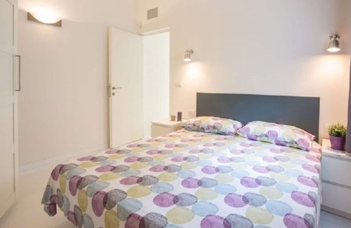 Notaresco House | VILLA RENZO- Notaresco apartment